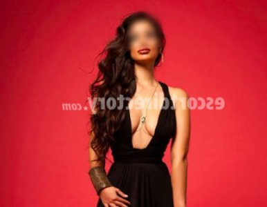 Suzzie - escort Świeradów-Zdrój